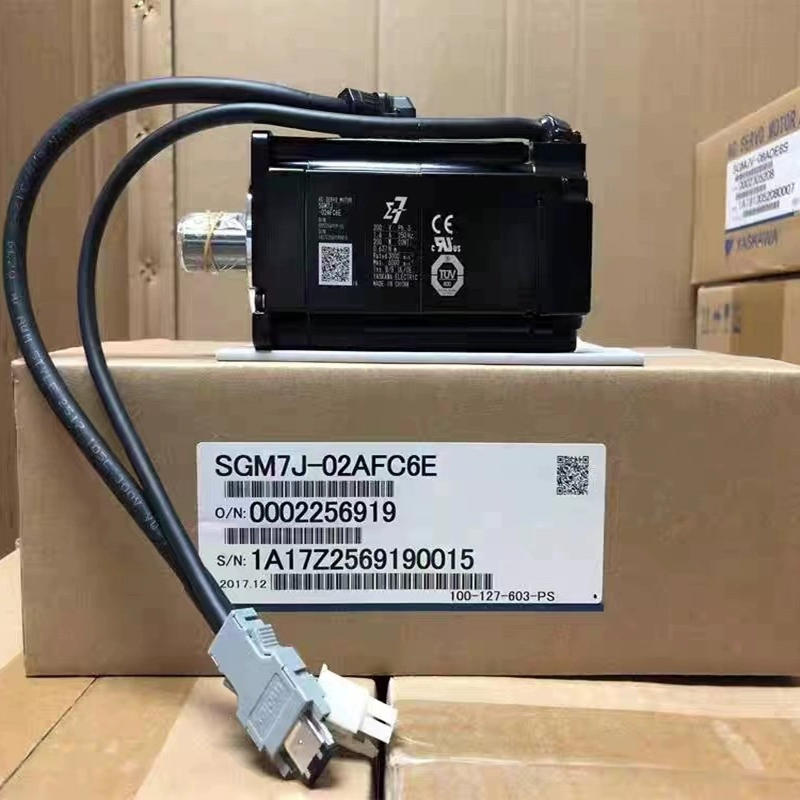 New Original Yaskawa Controller Driver  SGD7S-5R5A00A